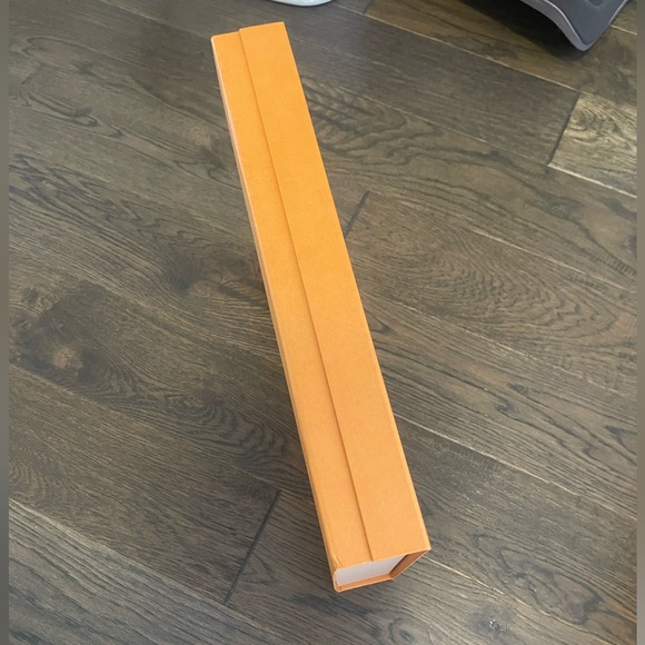 Authentic  Louis Vuitton Accessory Box - Picture 3 of 7